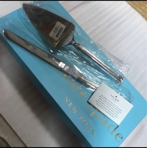 値下げしました。kate spade(ケートスペード)