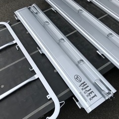 【新車取り外し品】ダイハツハイゼット　シルバー　あおり　鳥居 4点セット