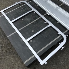 【新車取り外し品】ダイハツハイゼット　シルバー　あおり　鳥居 4点セット