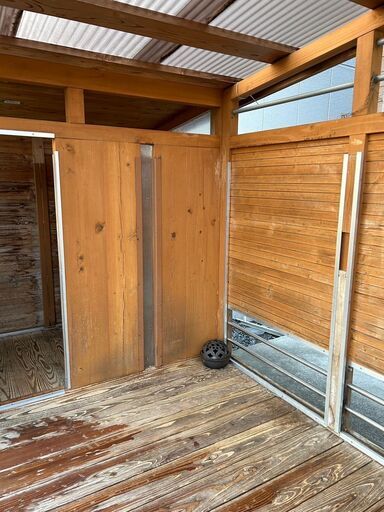 犬小屋製作工房K 大型犬も可能　犬小屋