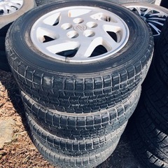 冬タイヤ 205/65R15 アルミ付きスタッドレス 4本組
