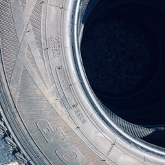 冬タイヤ 195/80R15 深溝日本製2019年製スタッドレス 4本組