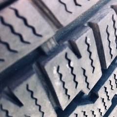 冬タイヤ 195/80R15 深溝日本製2019年製スタッドレス 4本組