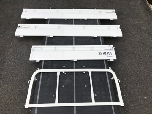 【新車取り外し品】ダイハツハイゼット　白　あおり　鳥居 4点セット