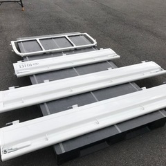 【新車取り外し品】ダイハツハイゼット　白　あおり　鳥居 4点セット