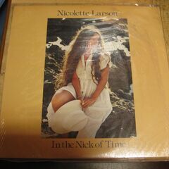 2042【LPレコード】NICOLETTE LARSON