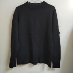 決定//ユニクロ 黒セーター 