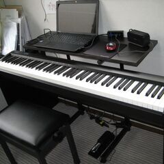 電子ピアノ　ローランドｆｐ-10 ほぼ新品