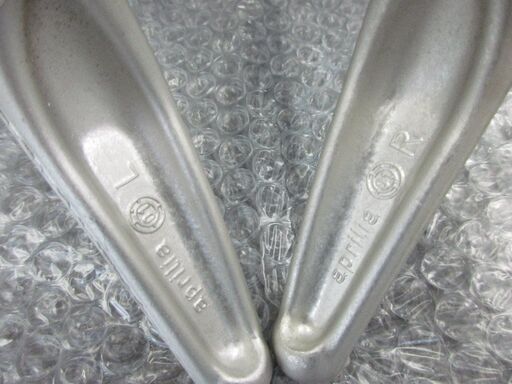 バイク部品　パーツ　アプリリア　aprilia ステップ他セット　ペダル　　中古品 バイク部品 パーツ アプリリア aprilia ステップ他セット ペダル 中古品