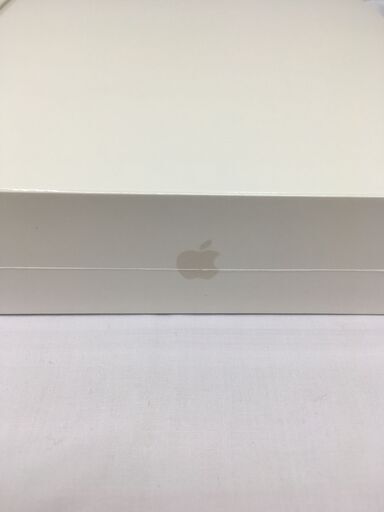 Apple MacBook Air MLY13J/A スターライト 未使用品
