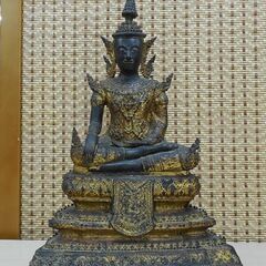 タイ 仏像　宝冠仏坐像 高さ33.5cm 重さ3.1kg 詳細不...