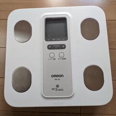 【取引予定あり】omron 体重計