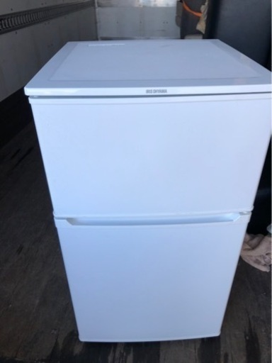 5km以内配送無料　保証付き　アイリスオーヤマ IRR-A09TW（W）（ホワイト） 冷蔵庫