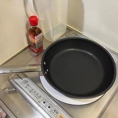 IKEAで購入した鍋　IH対応　蓋付き