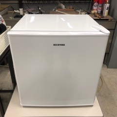 2019年製 アイリスオーヤマ小型冷蔵庫「AF42-W」42L