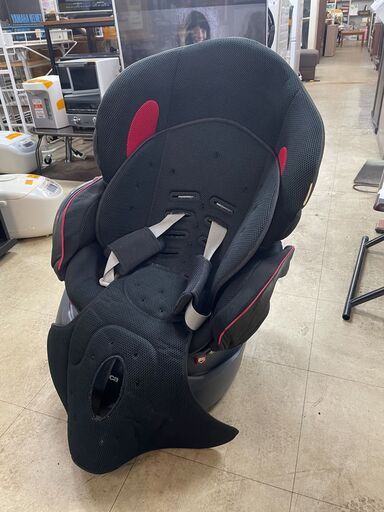 リサイクルショップどりーむ荒田店　No5451 チャイルドシート　APRICA　定価約３万　回転式　リクライニング　各種動作確認済