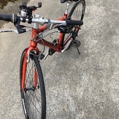 GIANT E SCAPE R3 S420mm アルミフレーム24段変速タイヤサイズ700×28C