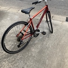 GIANT E SCAPE R3 S420mm アルミフレーム24段変速タイヤサイズ700×28C