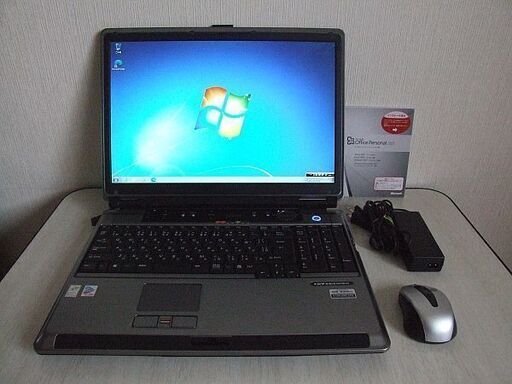 大画面 Fujitsu FMV-BIBLO NX70R/W ノートパソコン（4024）