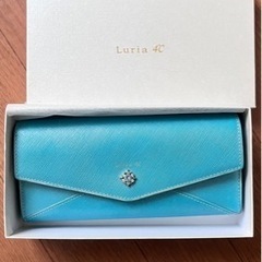 Luria 4℃長財布（本革）化粧箱有