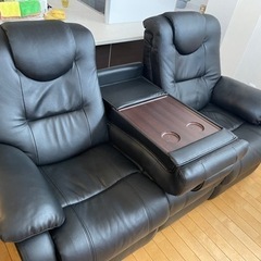 3人掛け 本革 電動リクライニングソファ ニトリ ヤマダ