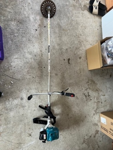 マキタ　刈払機　2ストローク　26cc
