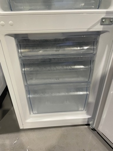 送料無料・選べる4個セット 2021年製 175L冷蔵庫 HISENSE HR-D1701W