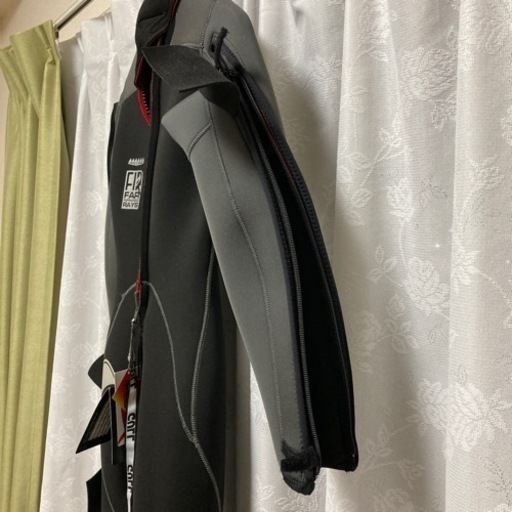 最終値下げ】GULL 5mm ウェットスーツ ウィメンズ サイズM 未 最終値下げ】GULL 5mm ウェットスーツ ウィメンズ サイズM 未