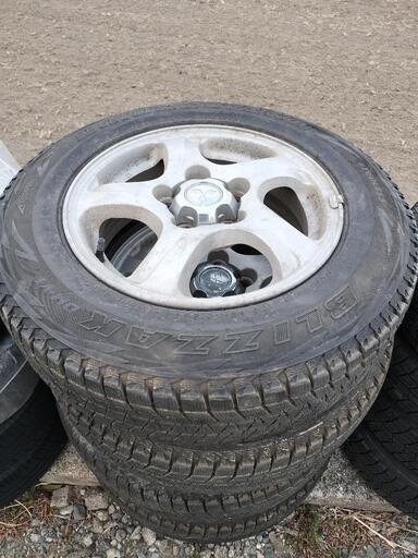 猫の時間 松波照慶 M8号 縦 かわいいネコちゃん 油彩画 4匹の猫 松波画伯