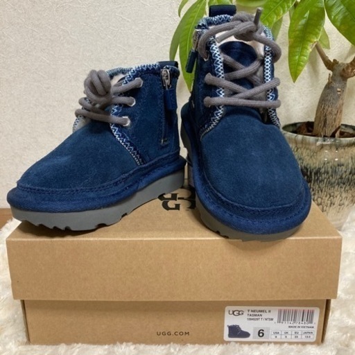 未使用❗️UGGブーツ　キッズ　13.5㎝