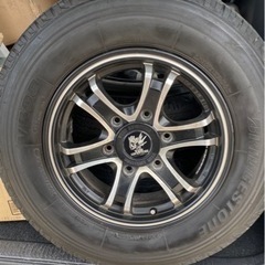 ハイエース　　タイヤ　　　ホイル