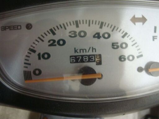 ★ホンダ★2000年 ライブディオ(AF34)★バッテリ新品★北大阪★検ジョグビーノアドレスジョルノタクトｩスクーピーレッツズーマZXZRVOXPCX ☆ホンダ☆2000年式 ライブディオ(AF34)☆バッテリ新品☆北大阪☆検