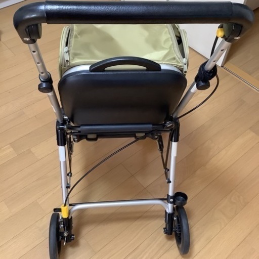象印　withone ウィズワン　モスグリーン　シルバーカー折りたたみ式