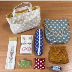 今から始める乙女の手習い・お裁縫おさらい帳の会 全6回分+おまけ(糸が引っかからない刺しゅう枠フェリシモオリジナル) -新品同様 フェンディ 半袖 トップス ネイビー 36 XS