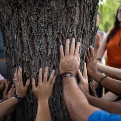 ドキュメンタリー映画「LOVE HEALS」上映会＆呼吸瞑想体験会