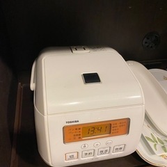 TOSHIBA 3合炊飯器　劣化あり