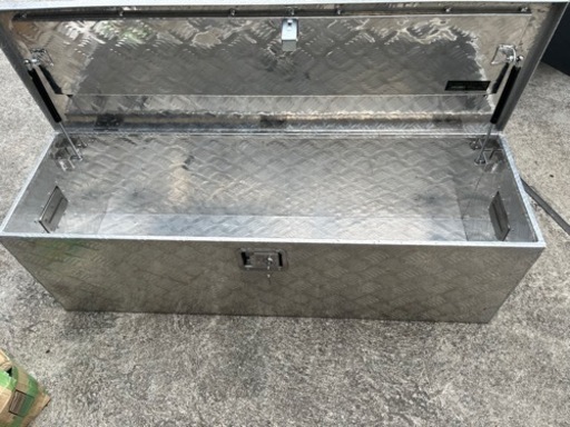 軽トラ　荷台アルミボックス