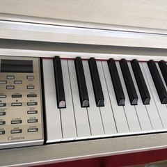 e71 YAMAHA Clavinova CLP-575WA 2016年製　電子ピアノ　ヤマハ　クラビノーバ