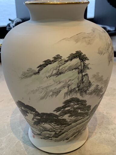 有田焼 深川製磁 宮内庁御用達 金武自然作 中国墨絵山水画 美術品 陶器 花瓶 花びん 花器 和 おしゃれ 陶器 モダン USED 中古 札幌発  リサイクルショップ札幌 買取本舗 西野店