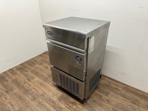 サンヨー　現パナソニック　業務用　全自動製氷機　キューブアイス　店舗　飲食店　厨房　SIM-S3500
