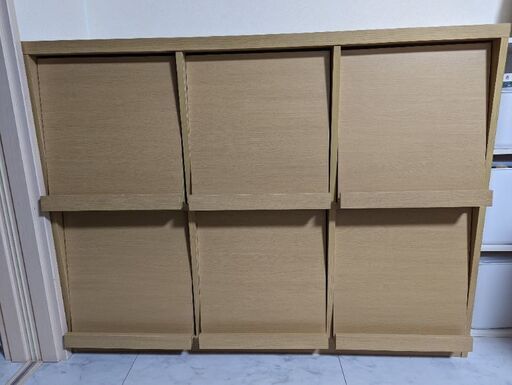 ☆大至急☆　美品　ディスプレイ　キャビネット　ラック　シェルフ　本棚　絵本　ナチュラル　木目調