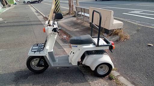 倉庫整理中　ジャイロX　4スト　不動車現状販売　神戸市中央区引き取り限定 倉庫整理中 ジャイロX 4スト 不動車現状販売 神戸市中央区引き取り