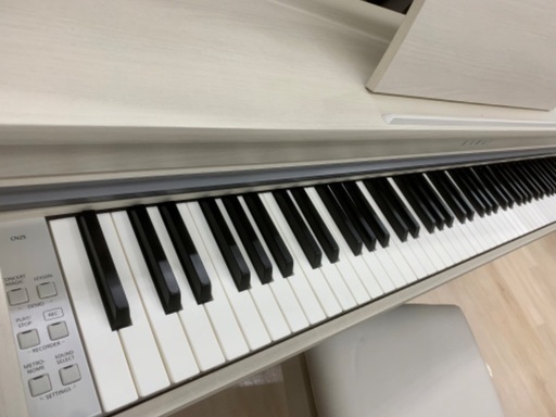 KAWAIのホワイトな電子ピアノのご紹介です！ | monsterdog.com.br