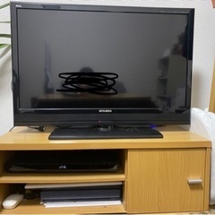(受付終了)三菱　テレビ32型とテレビ台セット