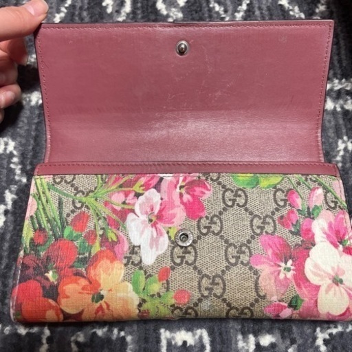 はレザーで Gucci SADAHARU様☆GUCCI☆長財布☆花柄☆フラワーの通販