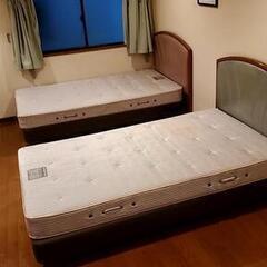 シングルベッド　2台あり