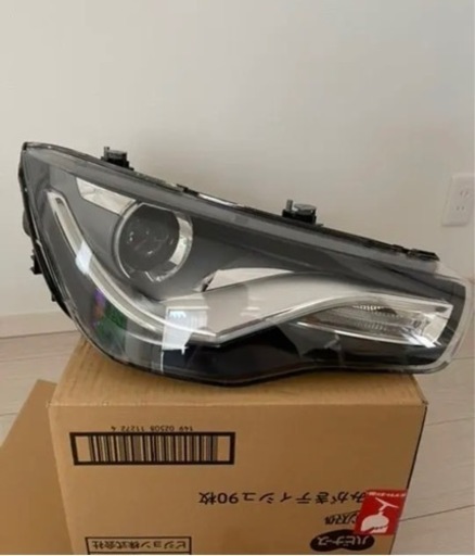 AUDI A1 ヘッドライト