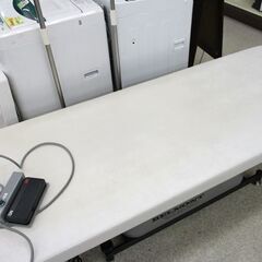 タカラベルモント 電動ベッド 診察台 EX-5V 電動昇降 マッサージベッド 整体 整骨 鍼灸院 エステ キャスター付き ☆ 札幌市 北区 屯田 