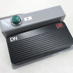 タカラベルモント 電動ベッド 診察台 EX-5V 電動昇降 マッサージベッド 整体 整骨 鍼灸院 エステ キャスター付き ☆ 札幌市 北区 屯田 