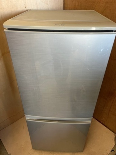SHARP137L冷蔵庫